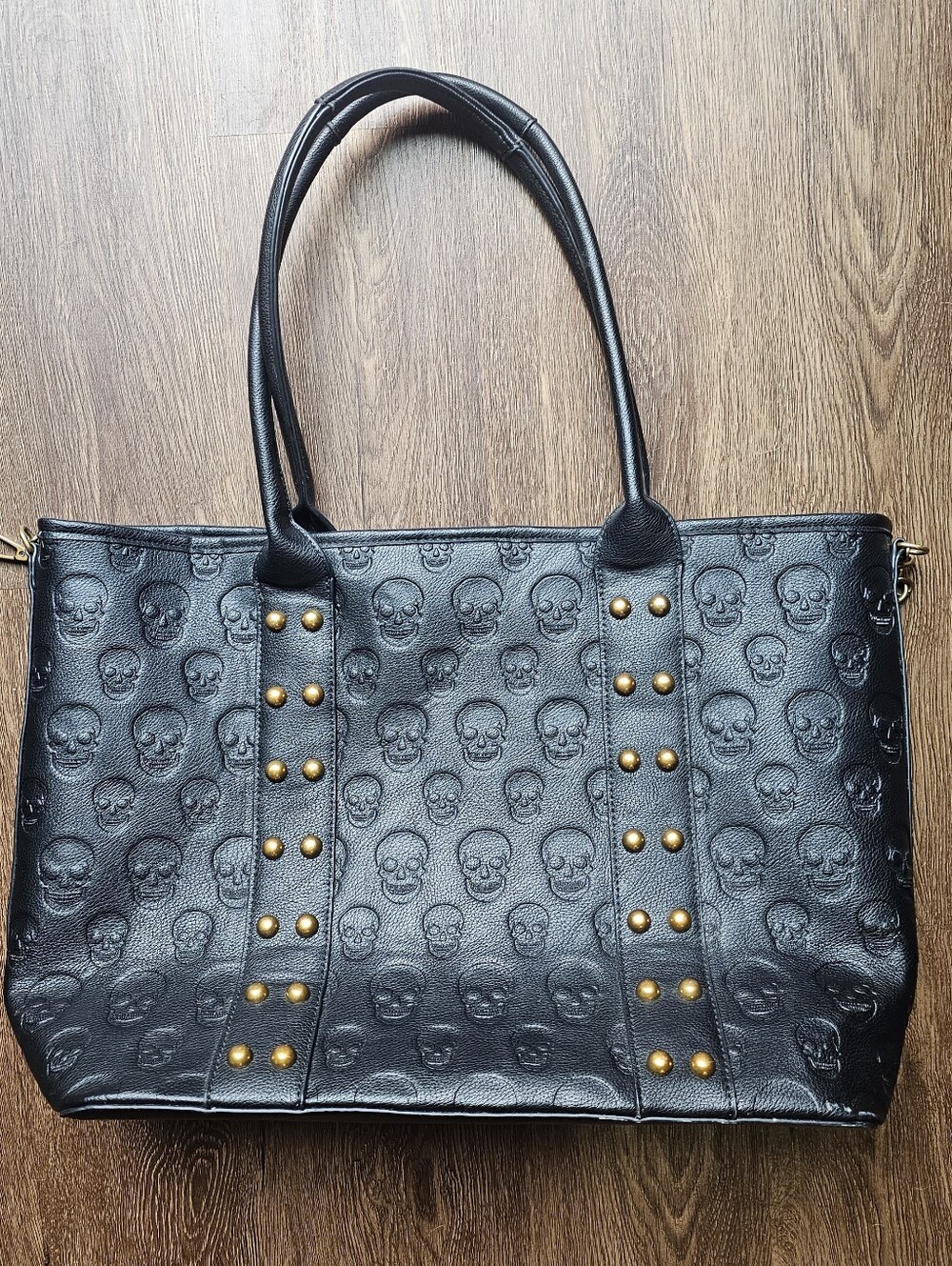 Large Tote Betsey Johnson Skull Black Purse Tote Goth Skulls Gold Studded